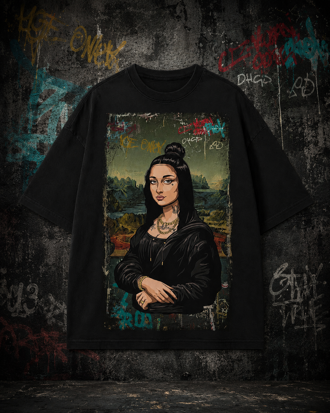 Unisex & Oversized Graphic Tee - Mona Lisa